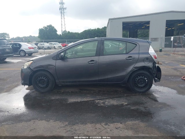 Продаж на аукціоні авто 2013 Toyota Prius C One, vin: JTDKDTB38D1543716, номер лоту: 45709314