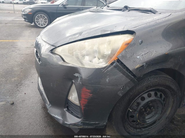 Продаж на аукціоні авто 2013 Toyota Prius C One, vin: JTDKDTB38D1543716, номер лоту: 45709314