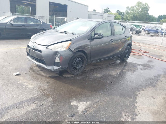 Продаж на аукціоні авто 2013 Toyota Prius C One, vin: JTDKDTB38D1543716, номер лоту: 45709314