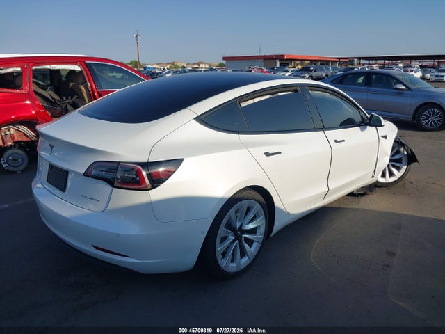 45709319 :رقم المزاد ، 5YJ3E1EB7NF124581 vin ، 2022 Tesla Model 3 Long Range Dual Motor All-wheel Drive مزاد بيع