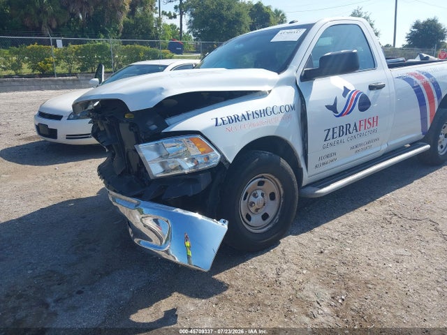 Продажа на аукционе авто 2023 Ram 1500 Classic, vin: 3C6JR6DG3PG665718, номер лота: 45709337