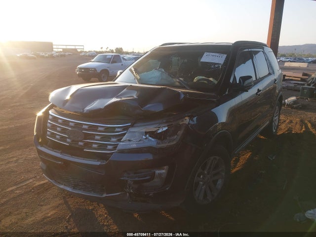 Ford EXPLORER XLT 2017 1FM5K7D89HGA61368 Image 2