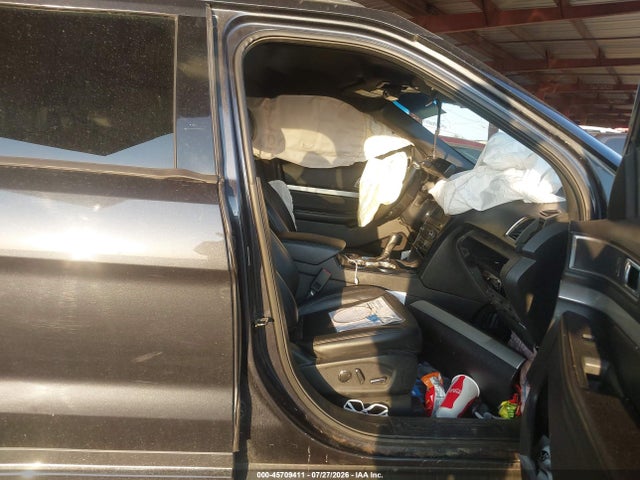 Ford EXPLORER XLT 2017 1FM5K7D89HGA61368 Image 5