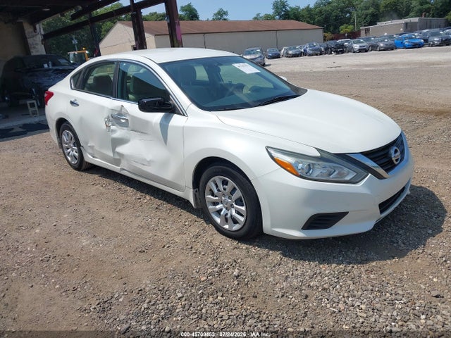 2016 Nissan Altima 2.5 S მანქანა იყიდება აუქციონზე, vin: 1N4AL3AP7GC263805, აუქციონის ნომერი: 45709453