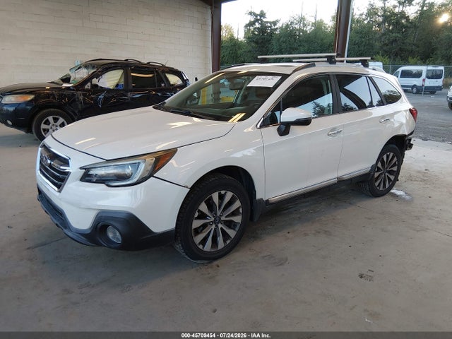 Продаж на аукціоні авто 2018 Subaru Outback 2.5i Touring, vin: 4S4BSATC2J3203465, номер лоту: 45709454