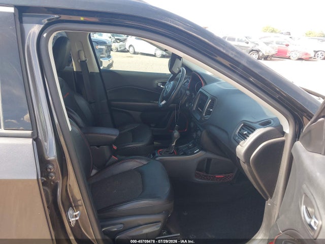 Продажа на аукционе авто 2018 Jeep Compass Trailhawk 4x4, vin: 3C4NJDDB4JT484975, номер лота: 45709478