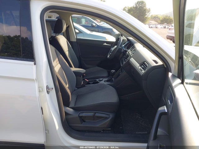 Продажа на аукционе авто 2021 Volkswagen Tiguan 2.0t S, vin: 3VV0B7AX1MM000382, номер лота: 45709485