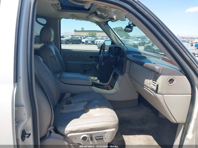 Продажа на аукционе авто 2004 Cadillac Escalade Esv Standard, vin: 3GYFK66N84G152971, номер лота: 45709512