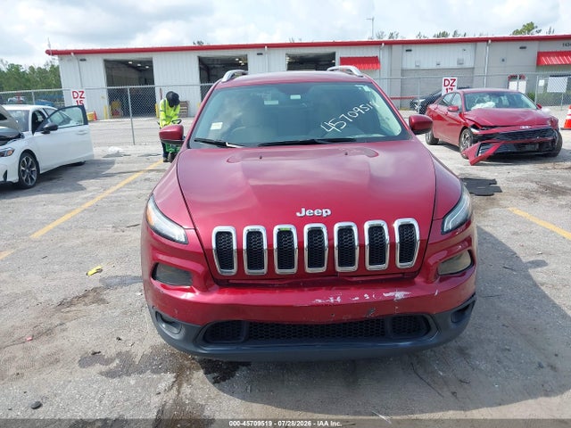 45709519 :رقم المزاد ، 1C4PJLCB2HW517819 vin ، 2017 Jeep Cherokee Latitude مزاد بيع