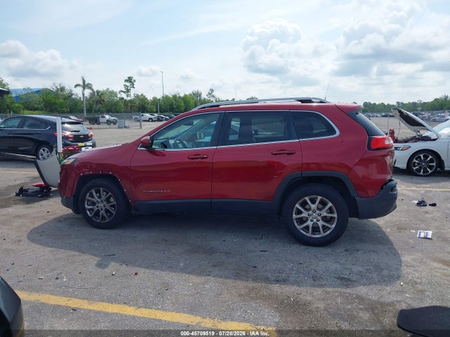 45709519 :رقم المزاد ، 1C4PJLCB2HW517819 vin ، 2017 Jeep Cherokee Latitude مزاد بيع