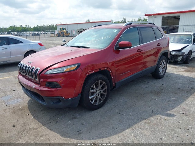 45709519 :رقم المزاد ، 1C4PJLCB2HW517819 vin ، 2017 Jeep Cherokee Latitude مزاد بيع