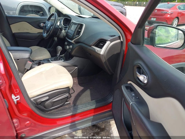 45709519 :رقم المزاد ، 1C4PJLCB2HW517819 vin ، 2017 Jeep Cherokee Latitude مزاد بيع