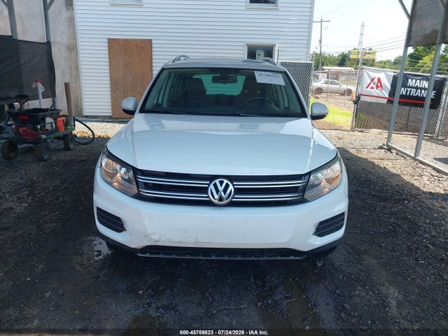 Продаж на аукціоні авто 2017 Volkswagen Tiguan 2.0t Wolfsburg Edition, vin: WVGSV7AX1HK005881, номер лоту: 45709523
