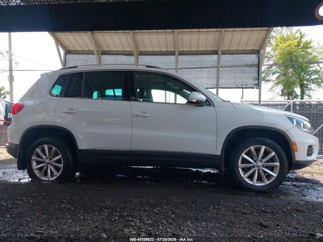 Продаж на аукціоні авто 2017 Volkswagen Tiguan 2.0t Wolfsburg Edition, vin: WVGSV7AX1HK005881, номер лоту: 45709523