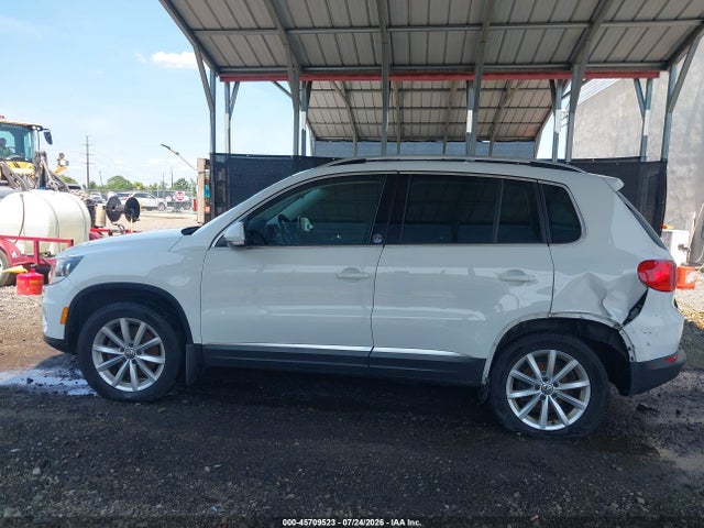 Продаж на аукціоні авто 2017 Volkswagen Tiguan 2.0t Wolfsburg Edition, vin: WVGSV7AX1HK005881, номер лоту: 45709523