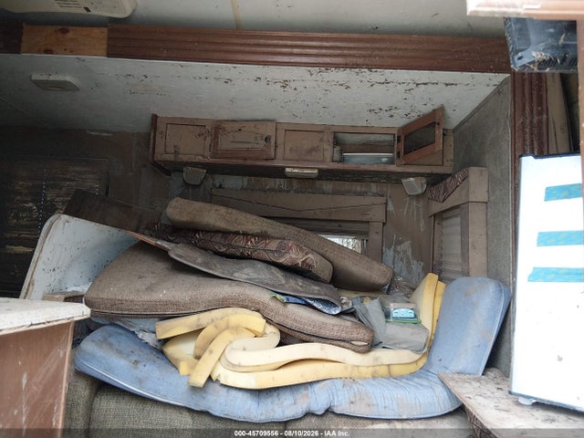 45709556 :رقم المزاد ، 5ZT2FELB9FA014904 vin ، 2015 Coachmen Other مزاد بيع