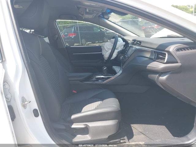 Продажа на аукционе авто 2019 Toyota Camry Se, vin: 4T1B11HK3KU300303, номер лота: 45709620