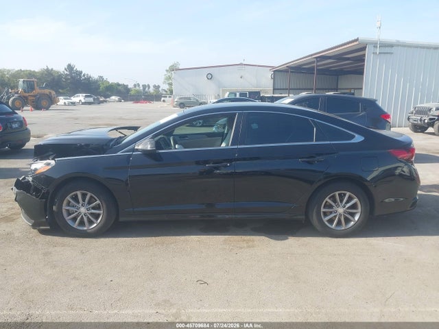 5NPE24AFXJH597866 Hyundai SONATA SE