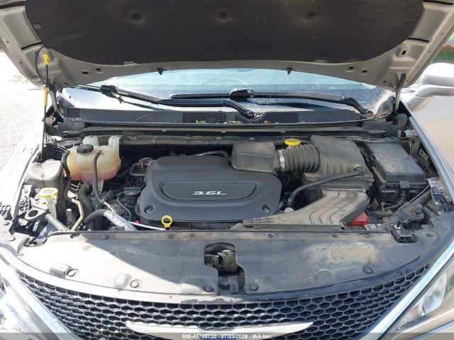 Продаж на аукціоні авто 2019 Chrysler Pacifica Touring Plus, vin: 2C4RC1FG4KR516198, номер лоту: 45709720