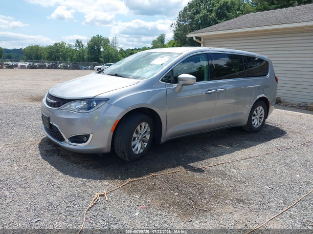 Продаж на аукціоні авто 2019 Chrysler Pacifica Touring Plus, vin: 2C4RC1FG4KR516198, номер лоту: 45709720