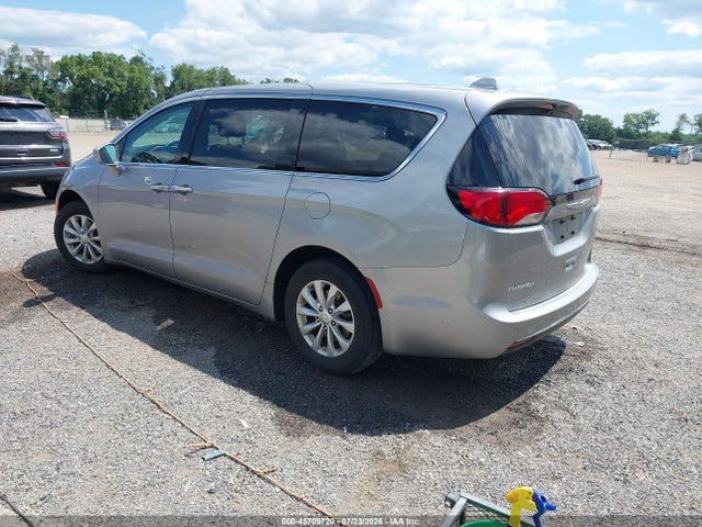 Продаж на аукціоні авто 2019 Chrysler Pacifica Touring Plus, vin: 2C4RC1FG4KR516198, номер лоту: 45709720