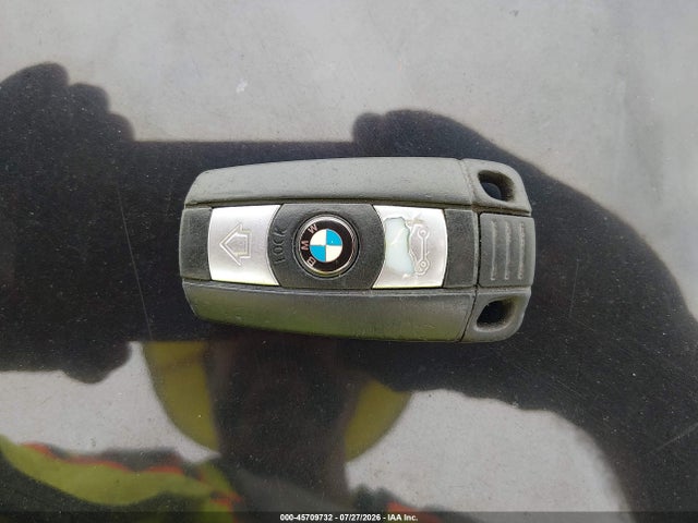 Продажа на аукционе авто 2008 Bmw 328xi, vin: WBAVC93598KZ72797, номер лота: 45709732
