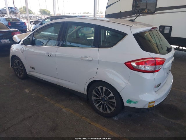 Ford C-max Energi Titanium 2017 1FADP5FU7HL108331 Image 3