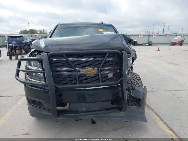 45709738 :رقم المزاد ، 1GNSKHKC4LR157031 vin ، 2020 Chevrolet Suburban 4wd Lt مزاد بيع