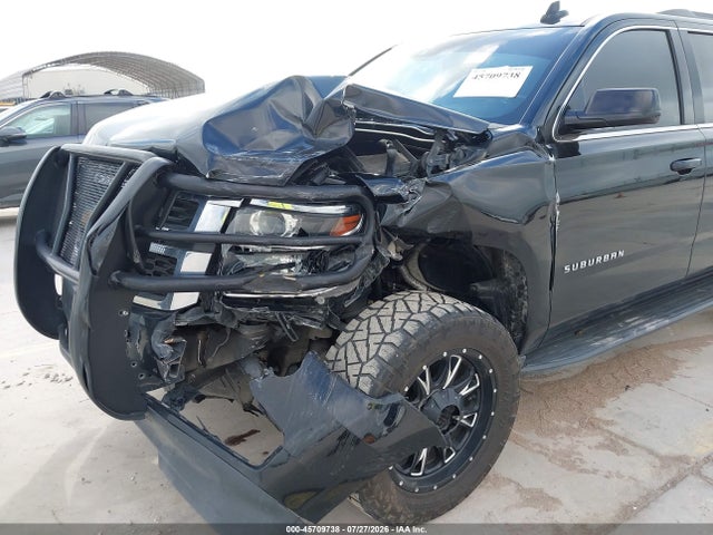 45709738 :رقم المزاد ، 1GNSKHKC4LR157031 vin ، 2020 Chevrolet Suburban 4wd Lt مزاد بيع