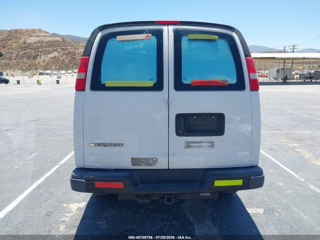 Chevrolet Express 2500 Work Van 2019 1GCWGAFGXK1298098 Image 16