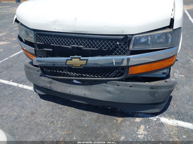 Chevrolet Express 2500 Work Van 2019 1GCWGAFGXK1298098 Image 6