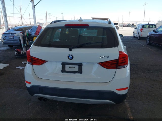 BMW X1 Sdrive28i 2014 WBAVM1C54EVW51128 Image 17