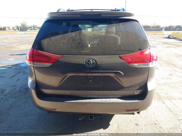 5TDJK3DC1ES080000 Toyota Sienna Le 7 Passenger