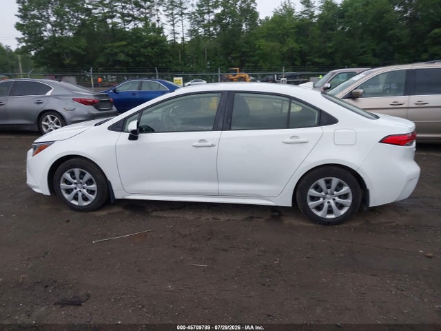2022 Toyota Corolla Le მანქანა იყიდება აუქციონზე, vin: JTDEPMAE9N3029098, აუქციონის ნომერი: 45709789