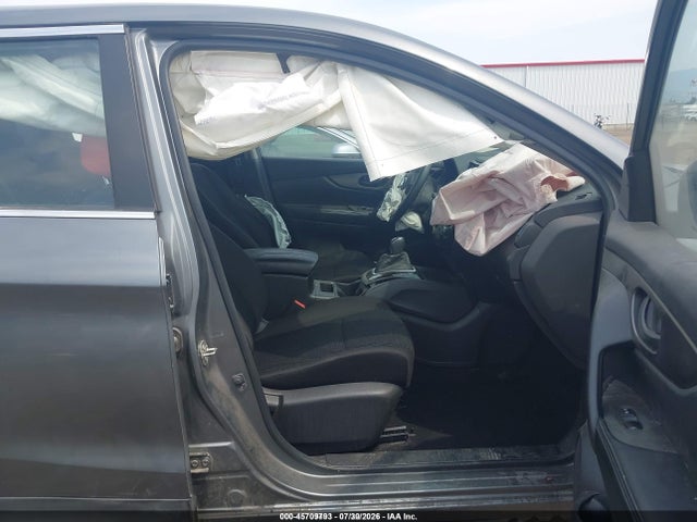 JN1BJ1CR5KW310444 Nissan Rogue Sport S