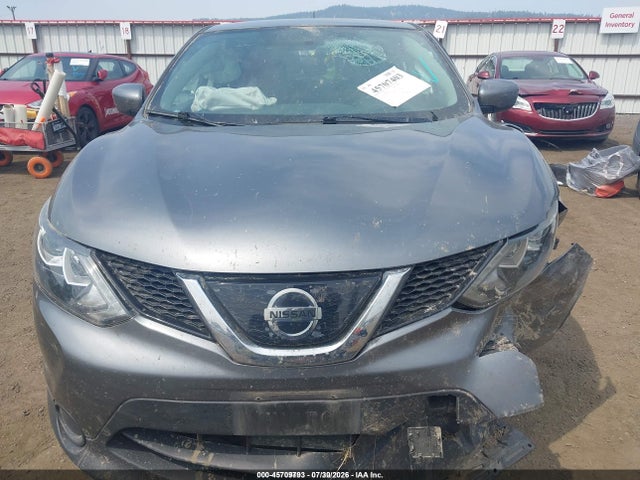 JN1BJ1CR5KW310444 Nissan Rogue Sport S