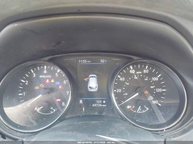 JN1BJ1CR5KW310444 Nissan Rogue Sport S