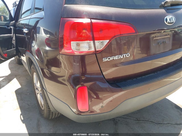 KIA SORENTO LX 2015 5XYKT4A68FG631530 Image 13