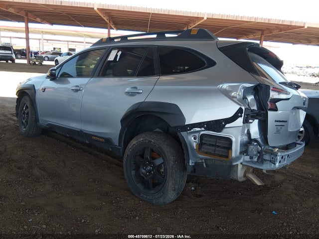 4S4BTGUD1N3196585 Subaru Outback Wilderness