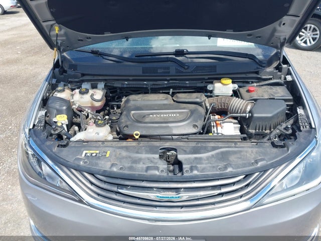 2017 Chrysler Pacifica Hybrid Touring Plus მანქანა იყიდება აუქციონზე, vin: 2C4RC1H73HR836196, აუქციონის ნომერი: 45709828