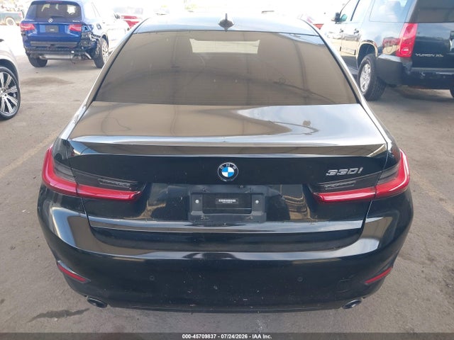 3MW5R1J52K8B01056 BMW 330I