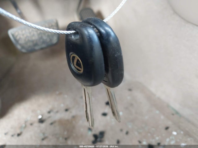 Продажа на аукционе авто 2004 Lexus Es 330, vin: JTHBA30G640016275, номер лота: 45709850