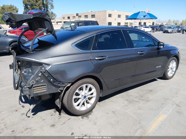 3FA6P0MU8KR209093 Ford Fusion Hybrid Sel