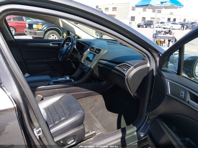 3FA6P0MU8KR209093 Ford Fusion Hybrid Sel