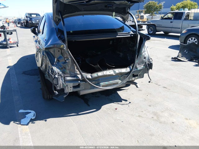 3FA6P0MU8KR209093 Ford Fusion Hybrid Sel