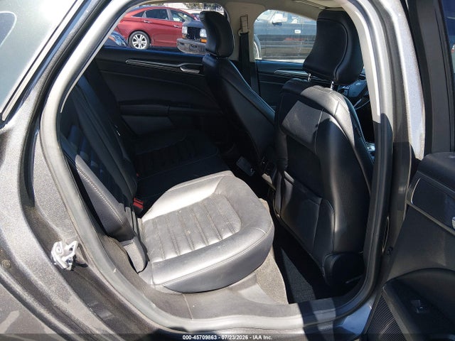 3FA6P0MU8KR209093 Ford Fusion Hybrid Sel
