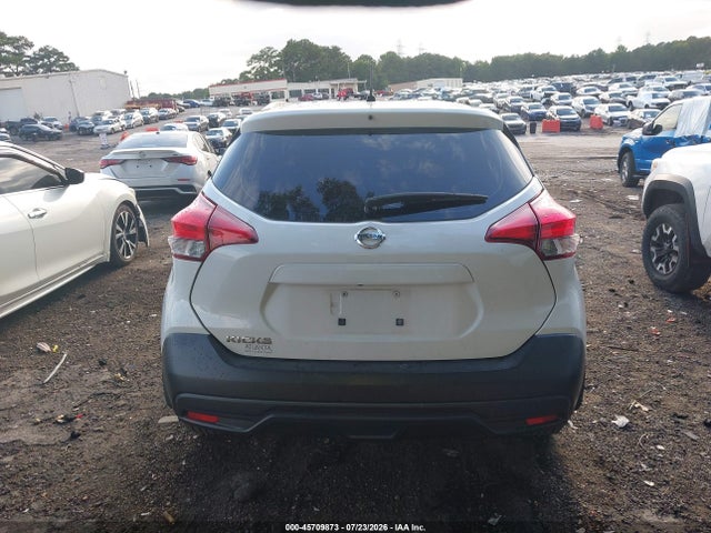 Продажа на аукционе авто 2018 Nissan Kicks S, vin: 3N1CP5CU4JL517281, номер лота: 45709873