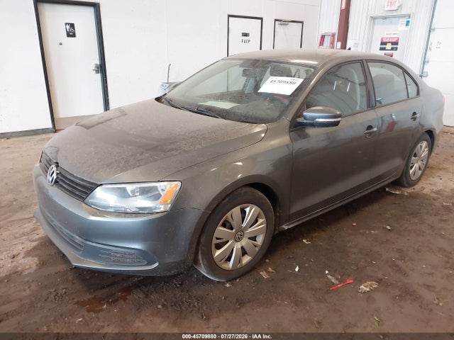 45709880 :رقم المزاد ، 3VWD17AJ2EM238979 vin ، 2014 Volkswagen Jetta 1.8t Se مزاد بيع