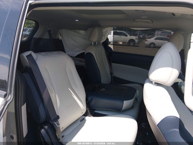 2025 Kia Carnival Mpv Hybrid Sx მანქანა იყიდება აუქციონზე, vin: KNDNE5KA8S6067567, აუქციონის ნომერი: 45709913