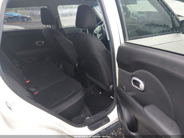 45709914 :رقم المزاد ، KNDJN2A29H7435703 vin ، 2017 Kia Soul مزاد بيع